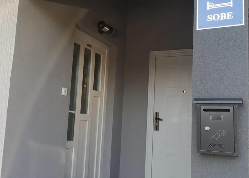 Lika-Senj Plitvicka Jezera Entrance