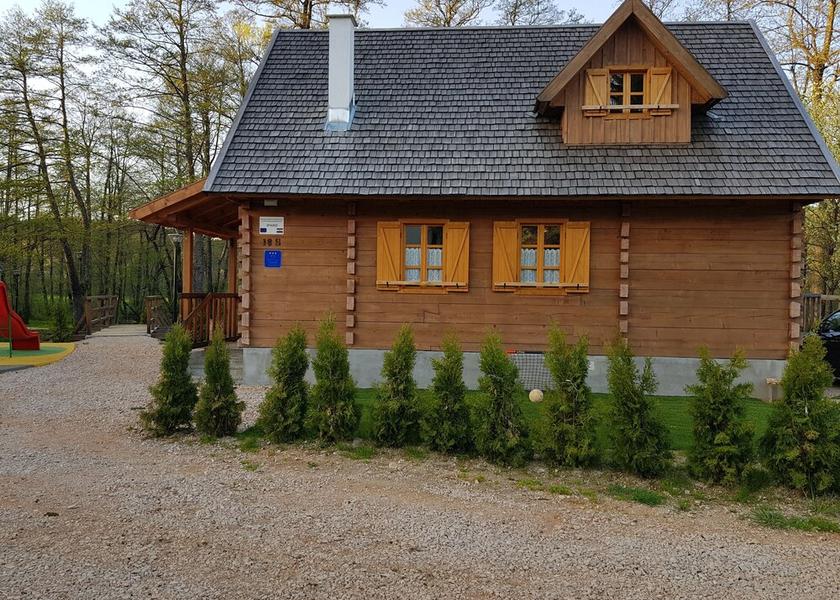 Lika-Senj Plitvicka Jezera Facade