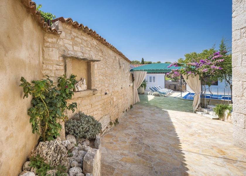 Split-Dalmatia Supetar Exterior Detail