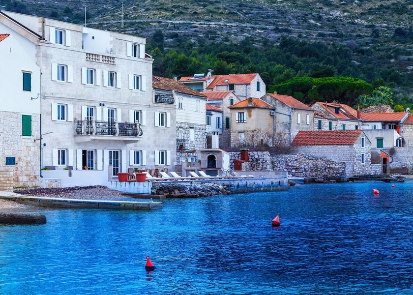 Split-Dalmatia Vis Exterior Detail