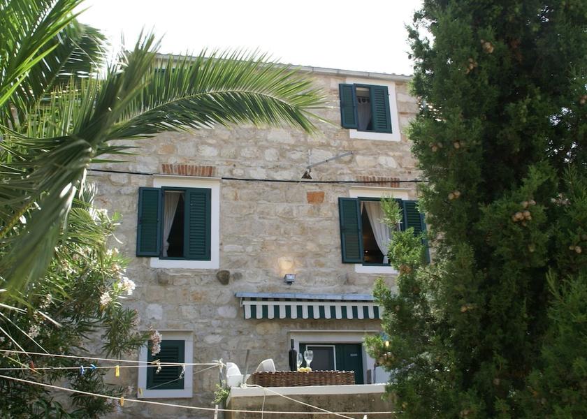 Split-Dalmatia Vis Exterior Detail