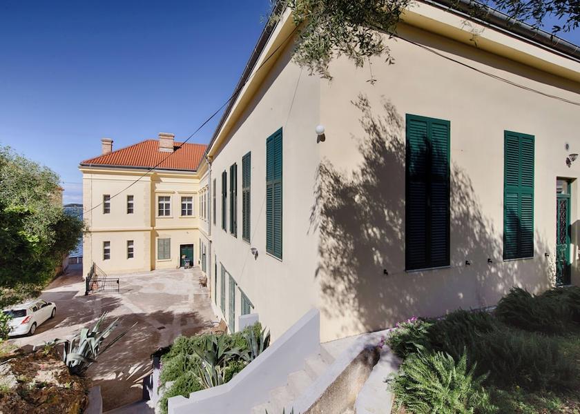 Split-Dalmatia Vis Entrance