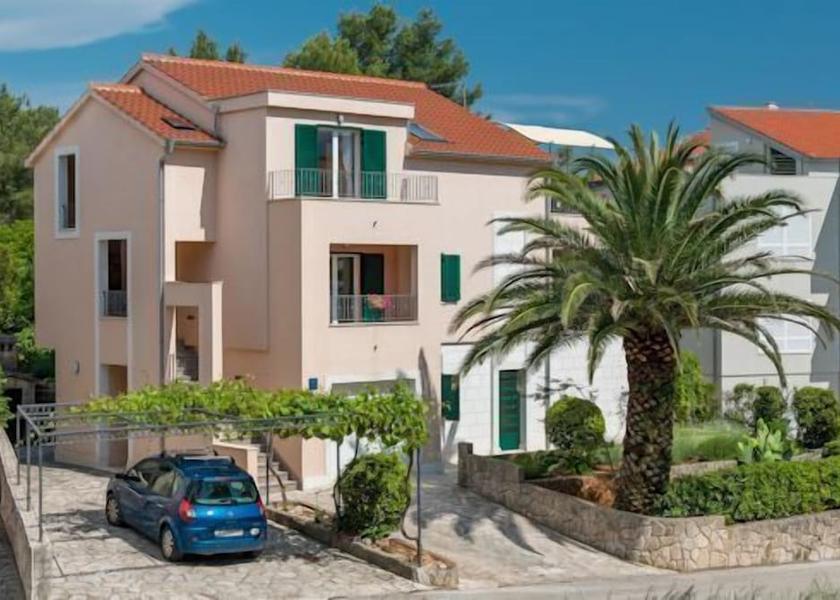 Split-Dalmatia Jelsa Exterior Detail