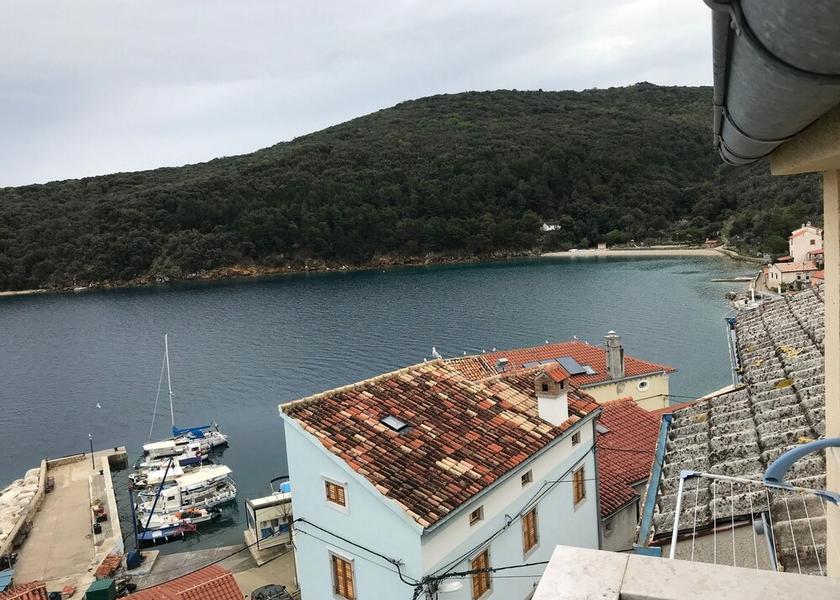 Primorje-Gorski Cres Property Grounds