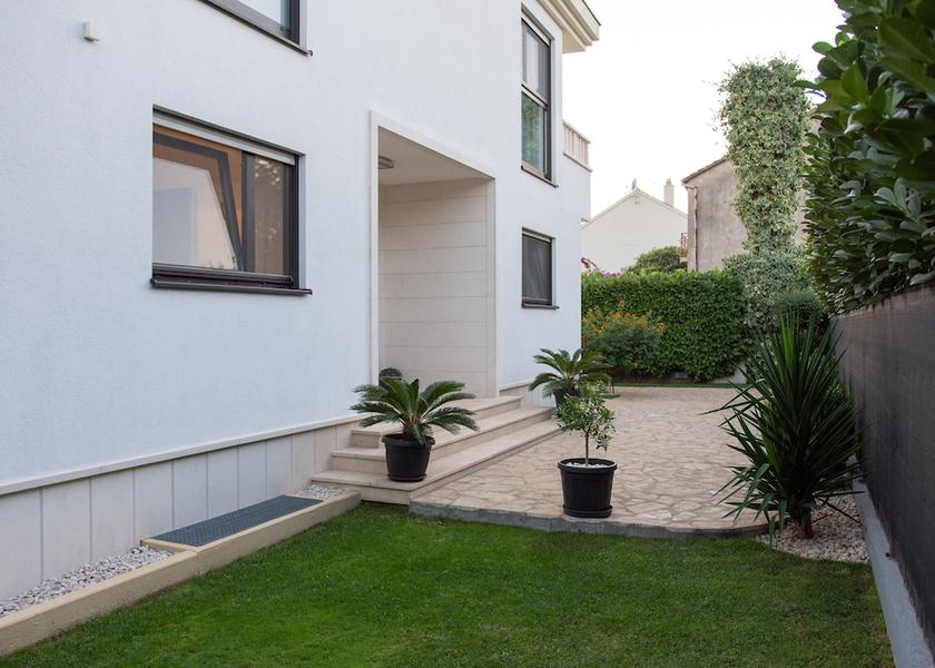 Split-Dalmatia Trogir Exterior Detail