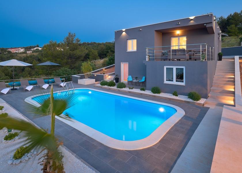 Split-Dalmatia Trogir Exterior Detail