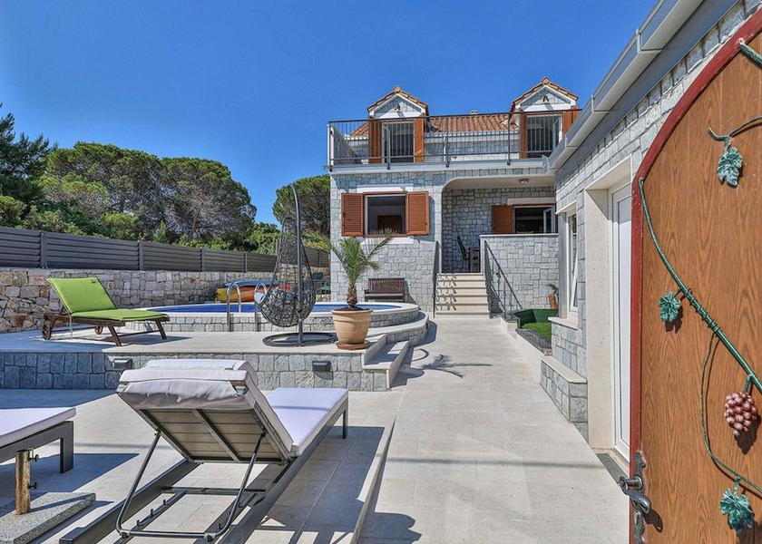 Split-Dalmatia Trogir Exterior Detail