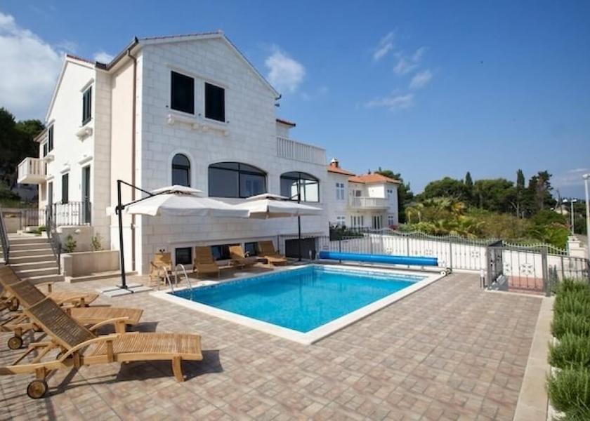 Split-Dalmatia Sutivan Exterior Detail