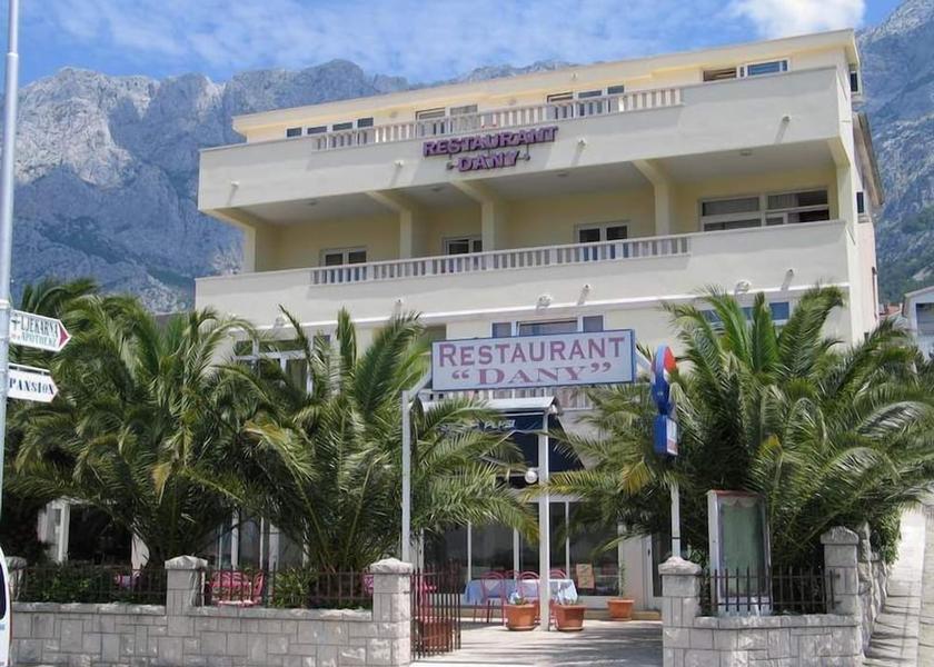 Split-Dalmatia Makarska Facade