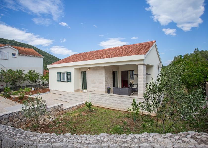 Dubrovnik - Southern Dalmatia Ston Facade