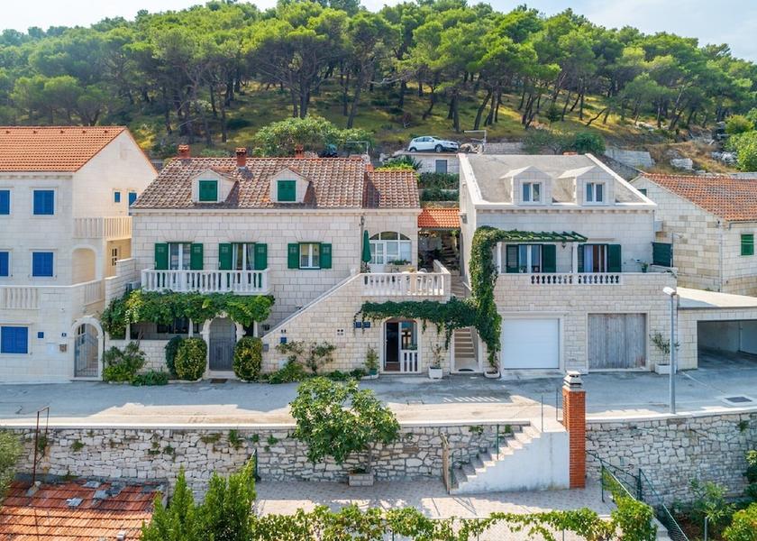 Split-Dalmatia Pucisca Exterior Detail