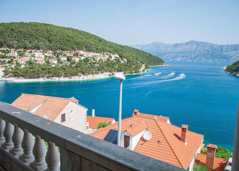Split-Dalmatia Pucisca View from Property