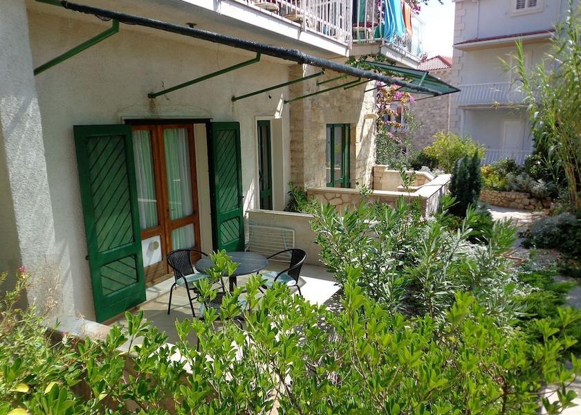 Split-Dalmatia Bol Terrace