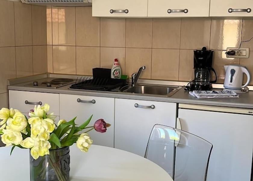 Split-Dalmatia Bol Kitchen