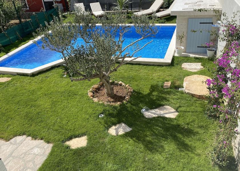 Split-Dalmatia Bol Exterior Detail