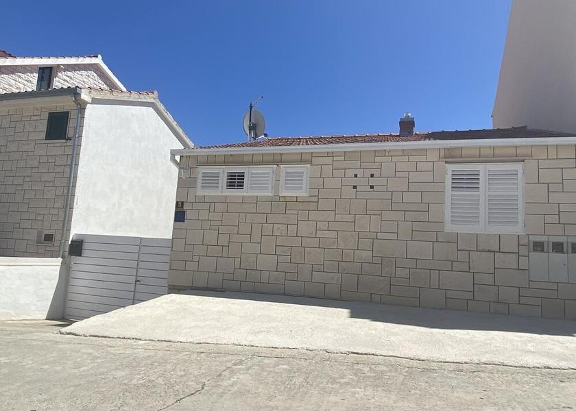 Split-Dalmatia Bol Facade