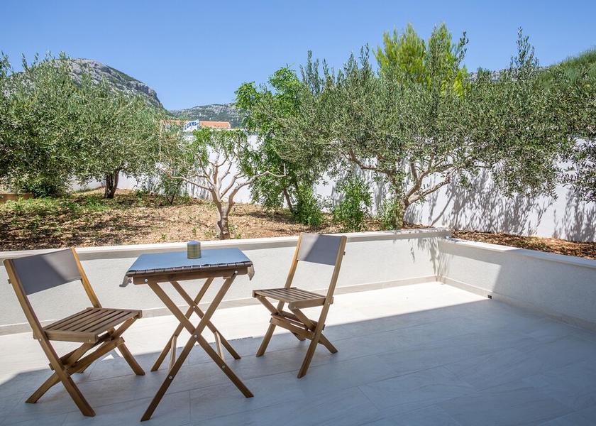 Split-Dalmatia Bol Terrace