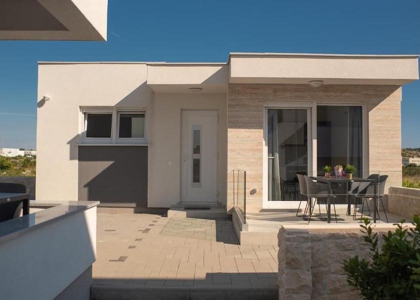 Lika-Senj Novalja Terrace