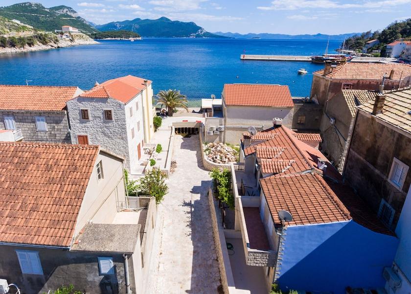 Dubrovnik-Neretva Orebic Balcony