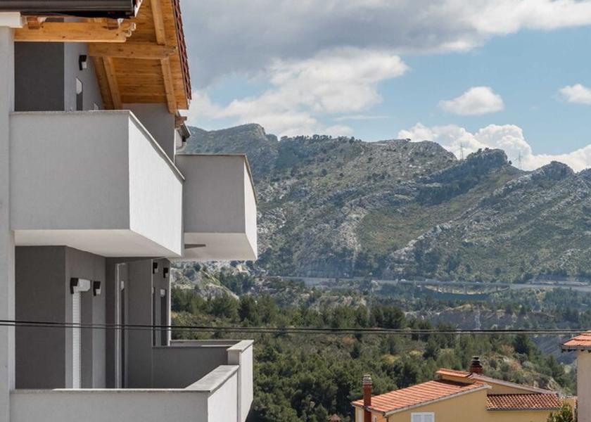 Split-Dalmatia Solin Exterior Detail