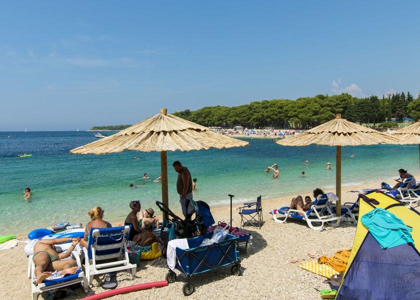Sibenik-Knin Primosten Beach