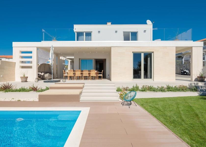 Sibenik-Knin Primosten Facade