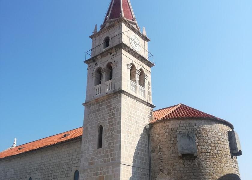 Split-Dalmatia Postira Exterior Detail