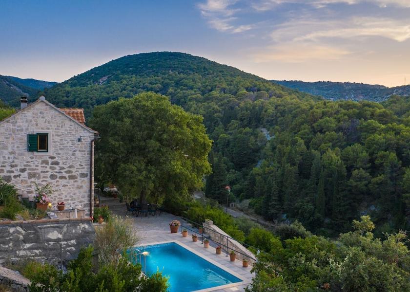 Split-Dalmatia Postira Exterior Detail