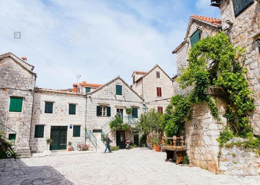 Split-Dalmatia Stari Grad Exterior Detail