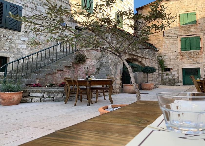 Split-Dalmatia Stari Grad Exterior Detail