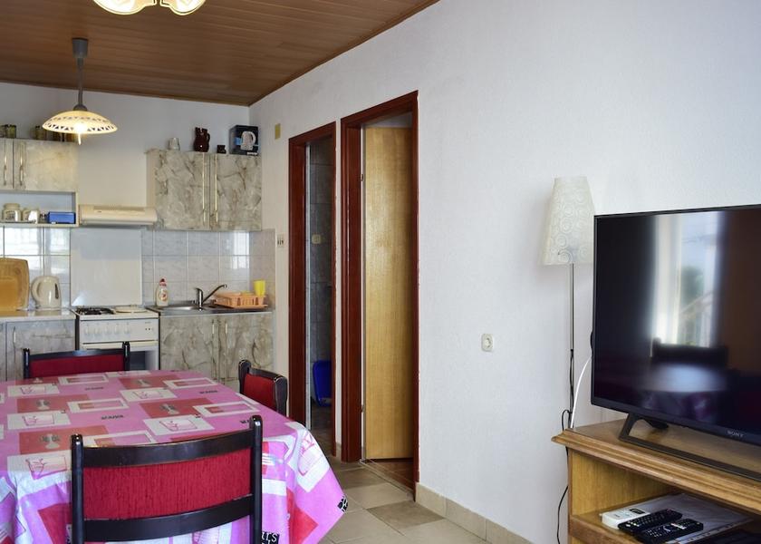 Primorje-Gorski Malinska-Dubasnica Interior Entrance