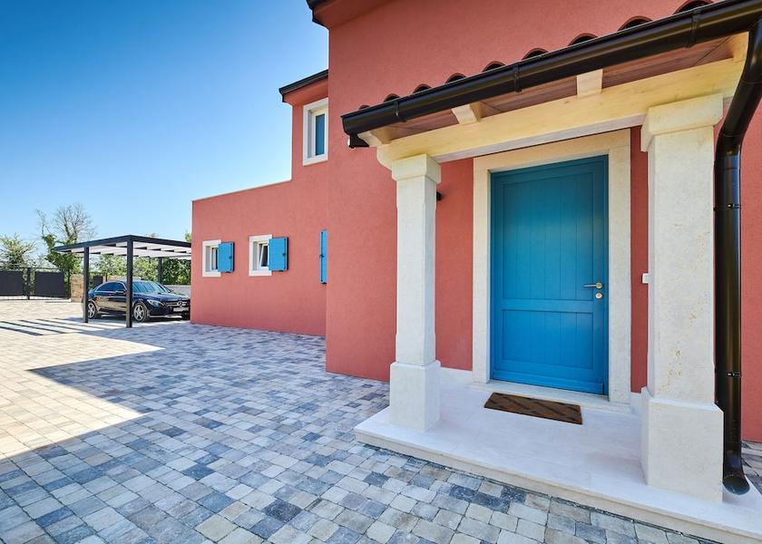 Istria (county) Oprtalj Entrance