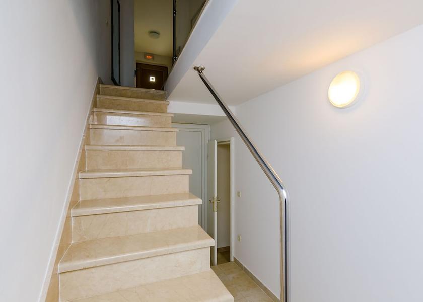 Dubrovnik - Southern Dalmatia Zupa dubrovacka Interior Entrance