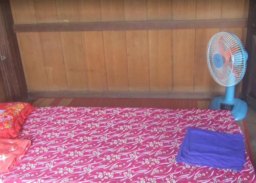 Kampong Thom Prasat Sambour Room