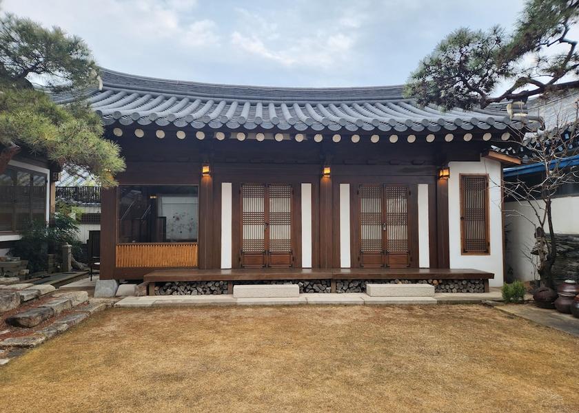 North Gyeongsang Gyeongju Room