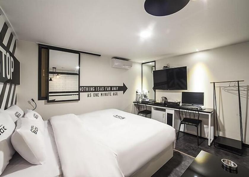 Jeonbuk Gunsan Room