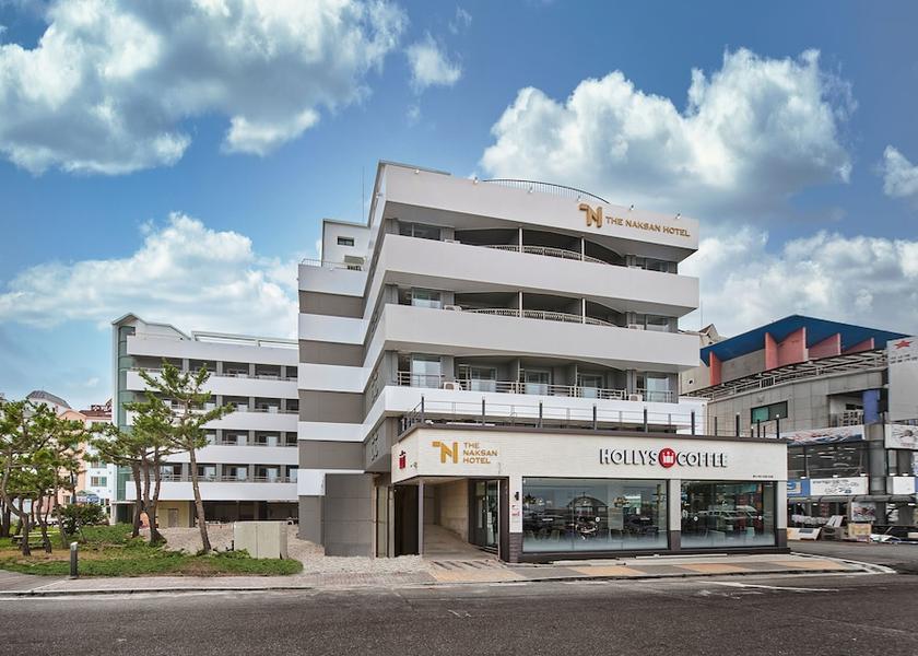 Gangwon Yangyang Exterior detail