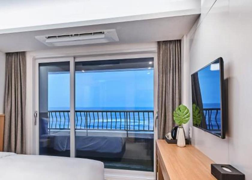 Gangwon Yangyang Beach/ocean view