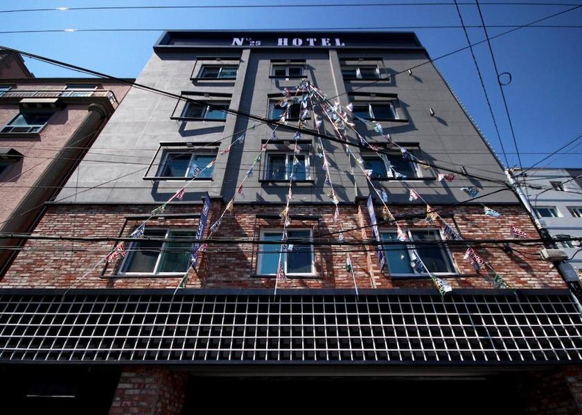 South Gyeongsang Changwon Exterior Detail