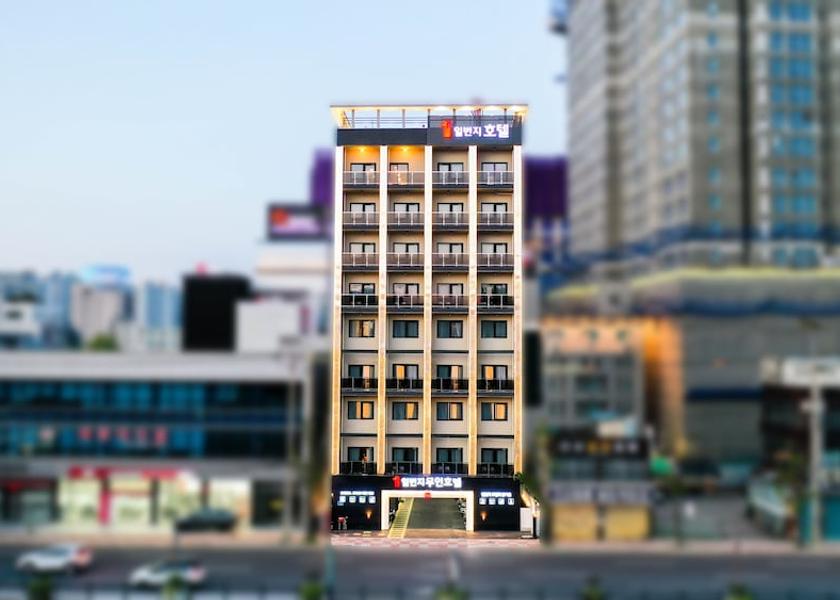  Gwangju Exterior Detail