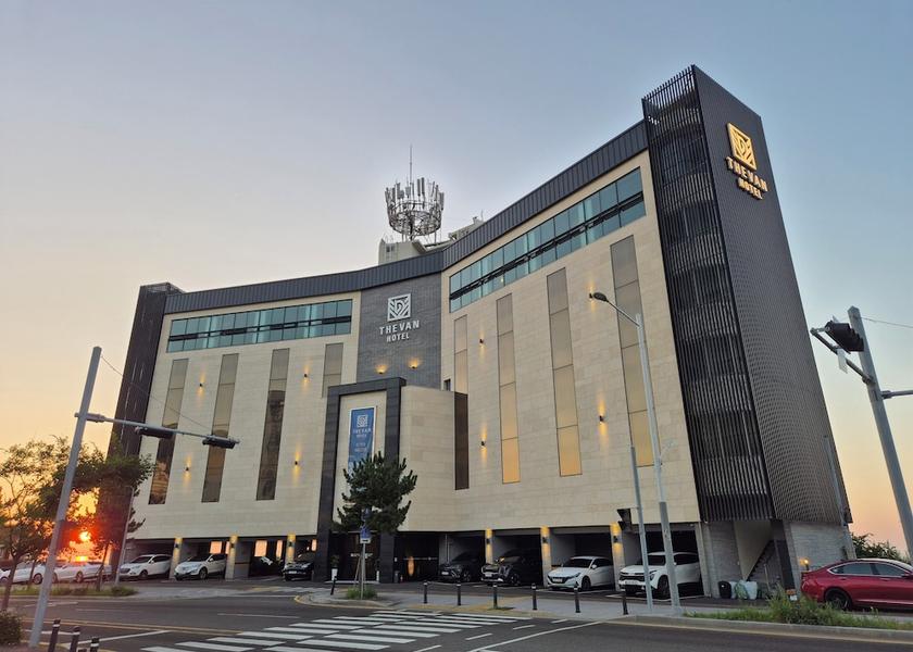  Ulsan Primary image