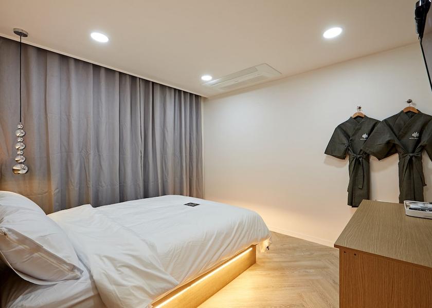 Jeonbuk Jeonju Room