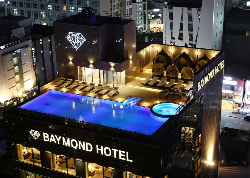  Busan Rooftop pool