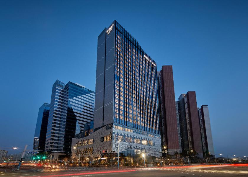  Busan Exterior view