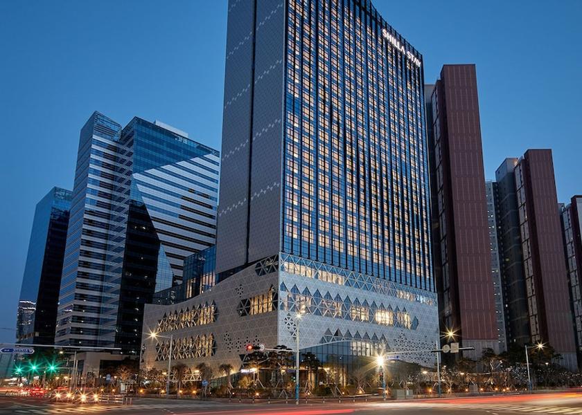  Busan Exterior