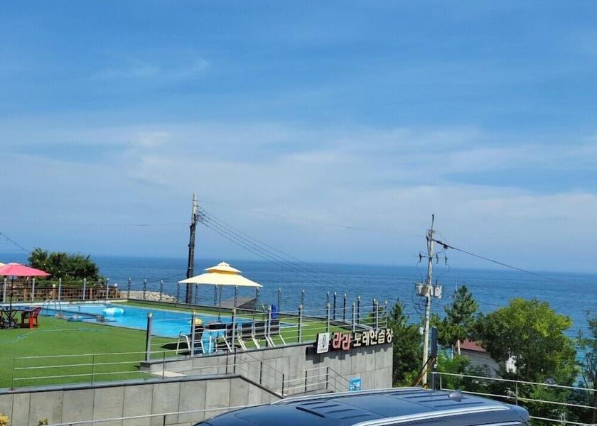 North Gyeongsang Yeongdeok Exterior Detail