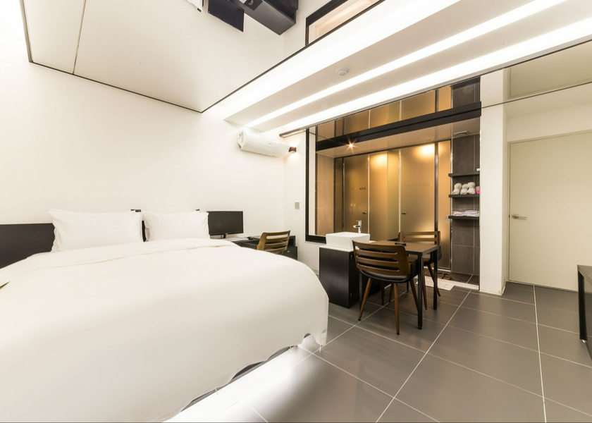 Gyeonggi Yongin Deluxe Room