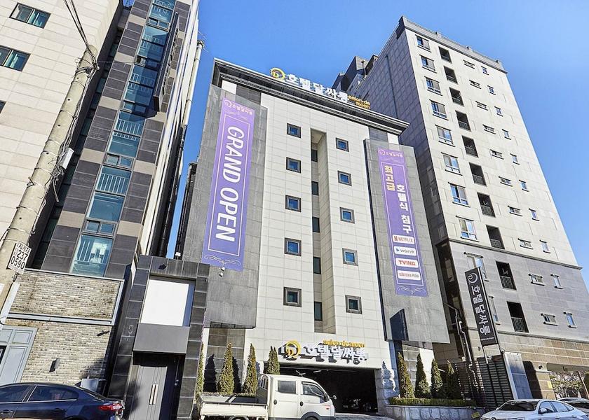 Gyeonggi Suwon Exterior Detail