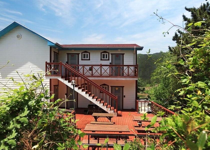 South Gyeongsang Geoje Exterior Detail