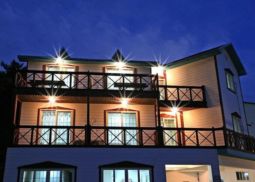 South Gyeongsang Geoje Exterior Detail